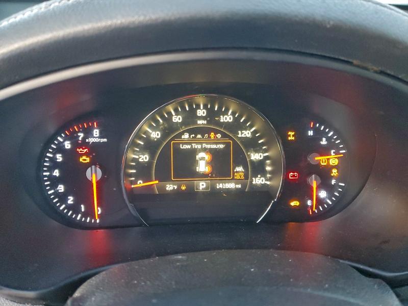 Фото 9 - KIA SORENTO