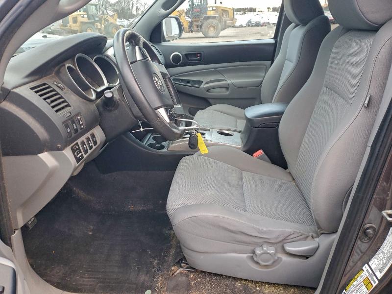 Фото 7 - TOYOTA TACOMA