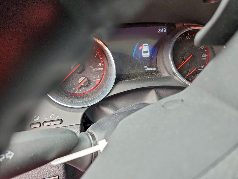 Фото 9 - TOYOTA CAMRY