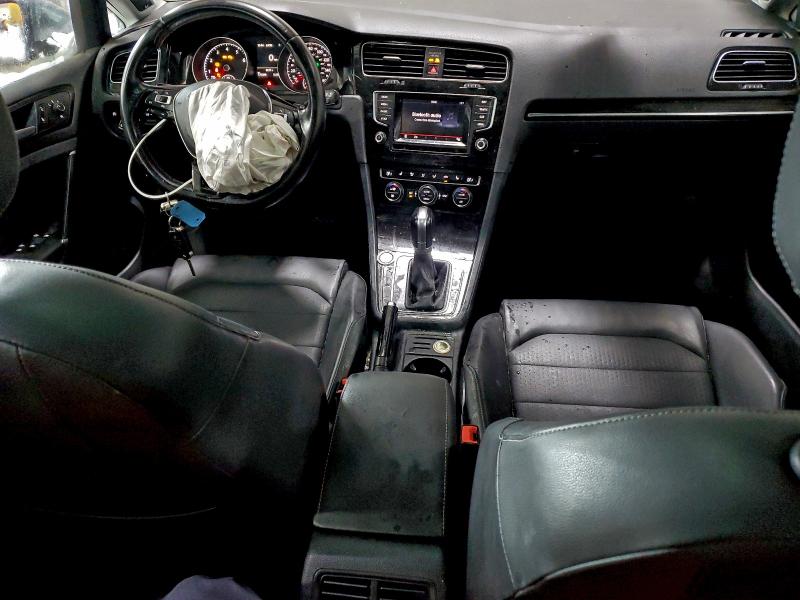 Фото 8 - VOLKSWAGEN GOLF