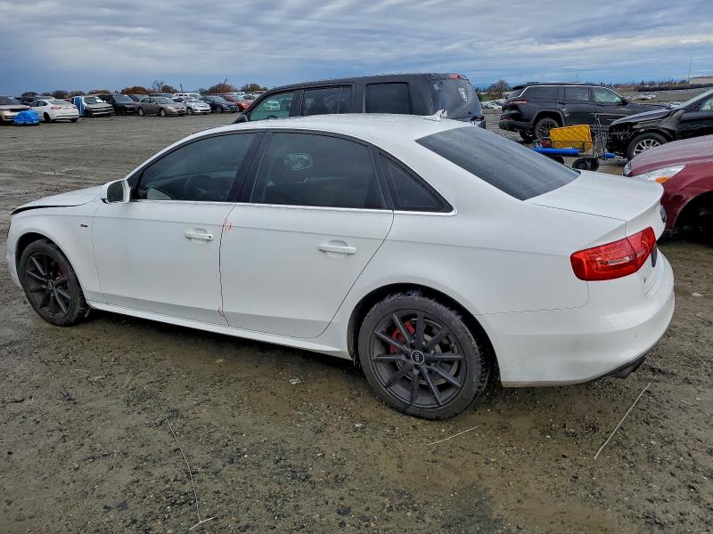 Фото 2 - AUDI A4