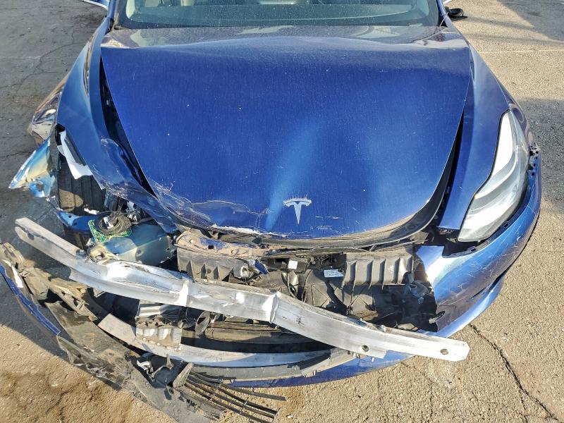 Фото 11 - TESLA MODEL 3