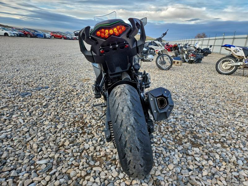 KAWASAKI ZX1002 K 2023