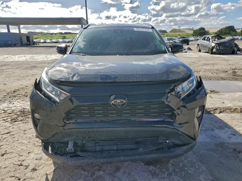 Фото 5 - TOYOTA RAV4