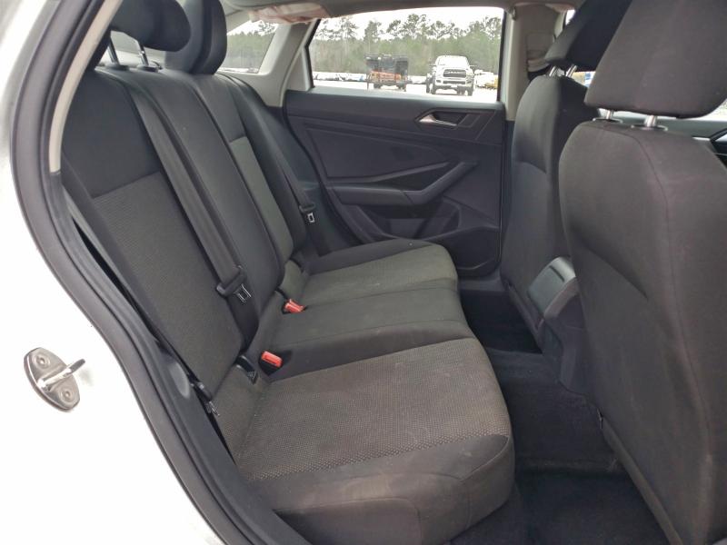 Фото 10 - VOLKSWAGEN JETTA