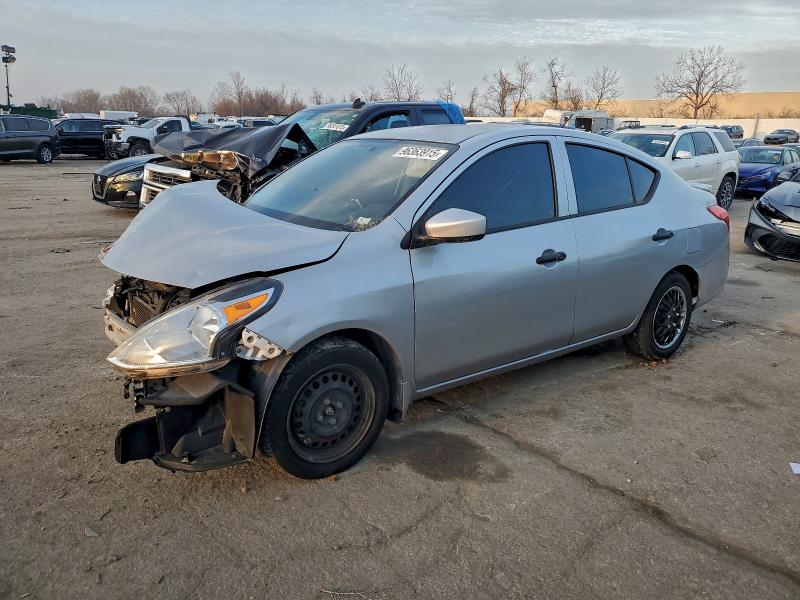 Фото 1 - NISSAN VERSA