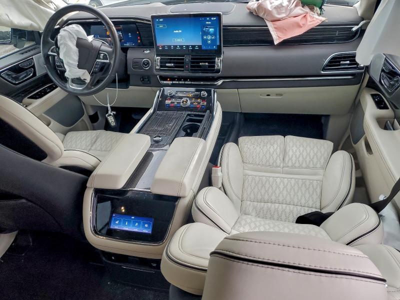 Фото 8 - LINCOLN NAVIGATOR