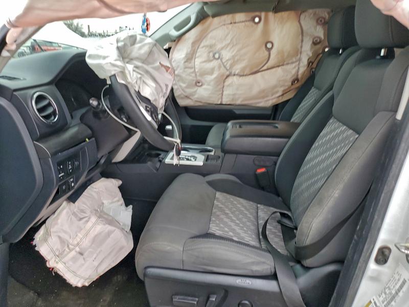 Фото 7 - TOYOTA TUNDRA