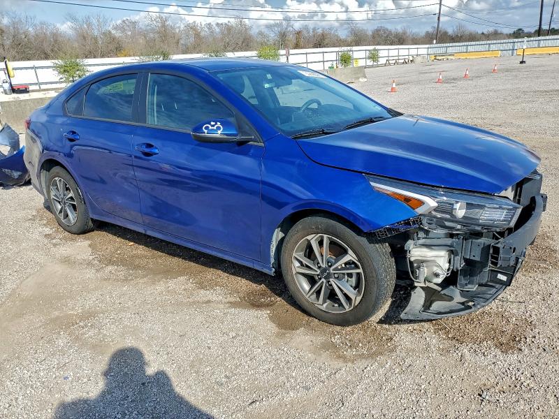 Фото 4 - KIA FORTE