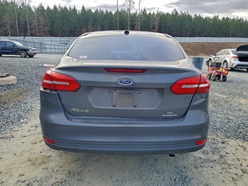 Фото 6 - FORD FOCUS