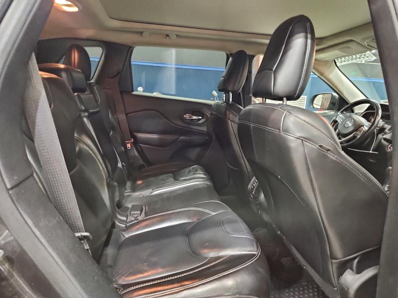 Фото 11 - JEEP GRAND CHER