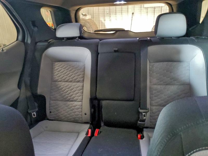 Фото 10 - CHEVROLET EQUINOX