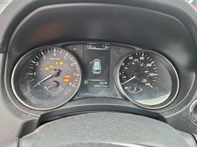 Фото 9 - NISSAN ROGUE