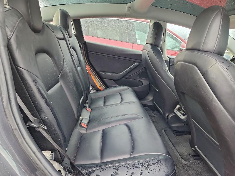 Фото 10 - TESLA MODEL 3