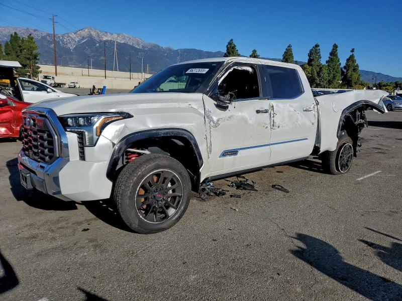 Фото 1 - TOYOTA TUNDRA