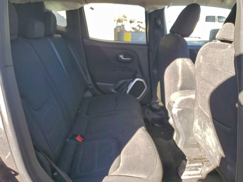 Фото 11 - JEEP RENEGADE