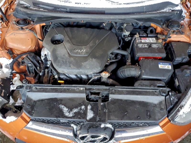 Фото 11 - HYUNDAI VELOSTER