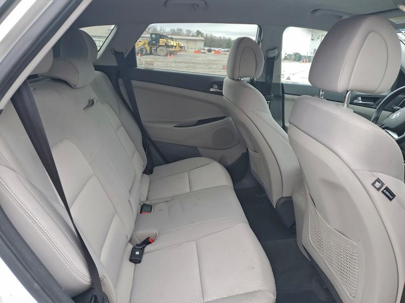 Фото 11 - HYUNDAI TUCSON