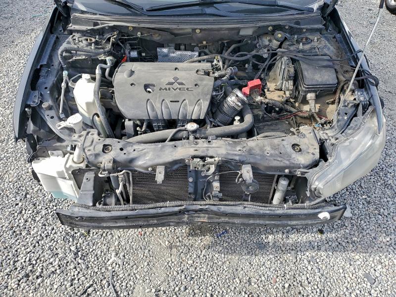 Фото 11 - MITSUBISHI LANCER