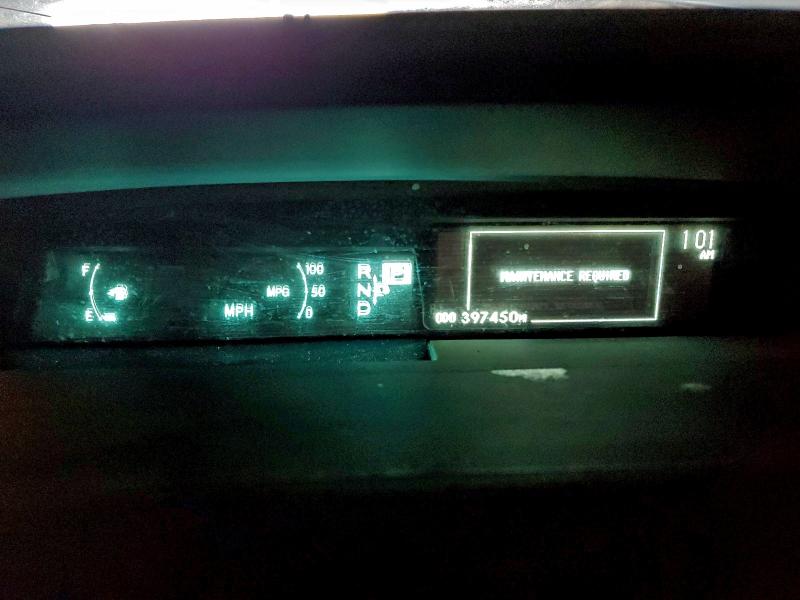 Фото 9 - TOYOTA PRIUS