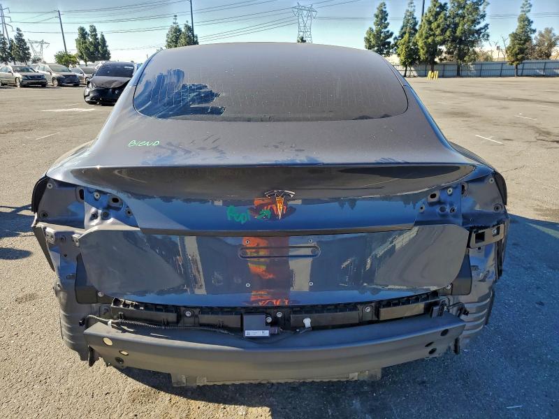 Фото 6 - TESLA MODEL 3