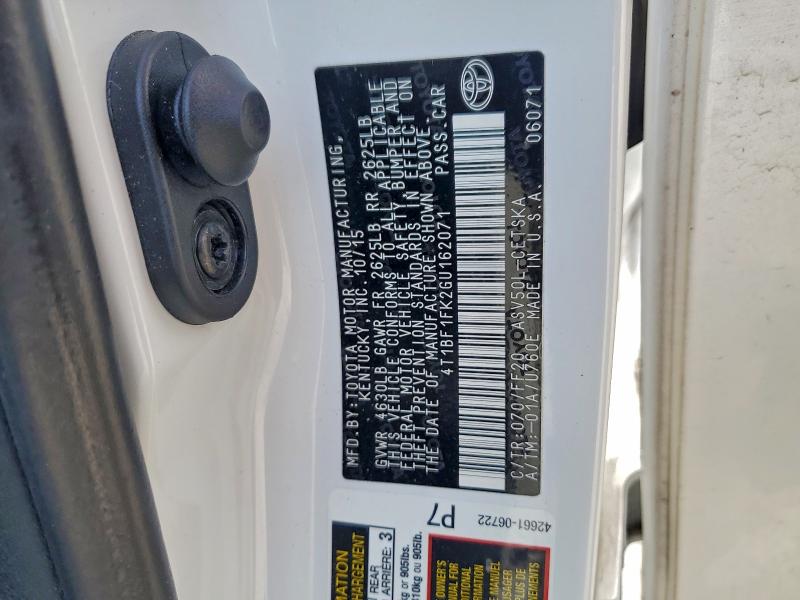 Фото 13 - TOYOTA CAMRY