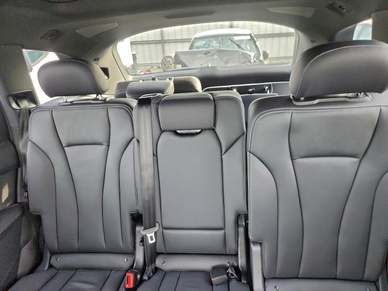 Фото 10 - AUDI Q7