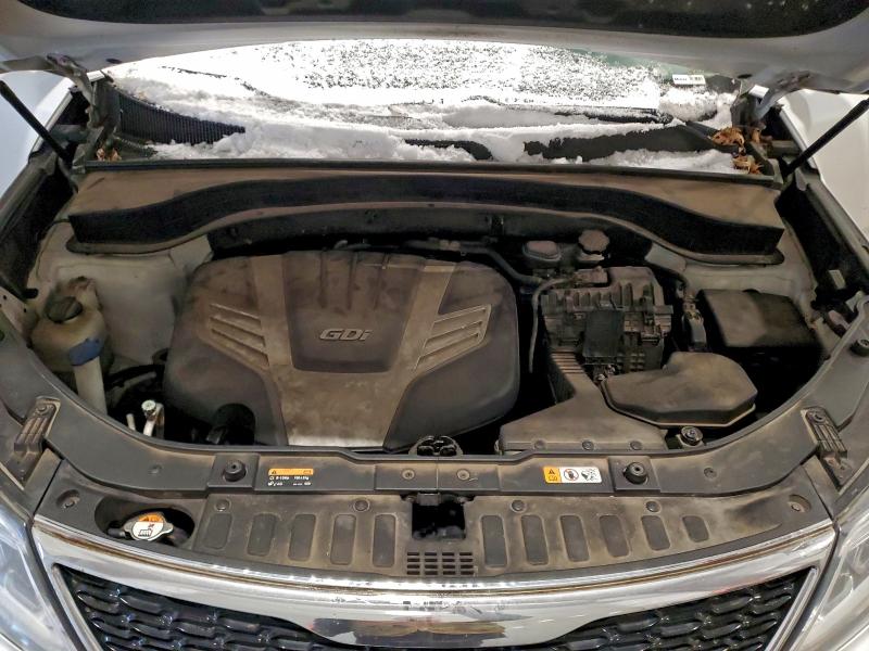 Фото 12 - KIA SORENTO