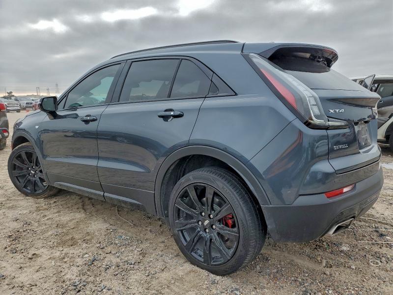 Фото 2 - CADILLAC XT4