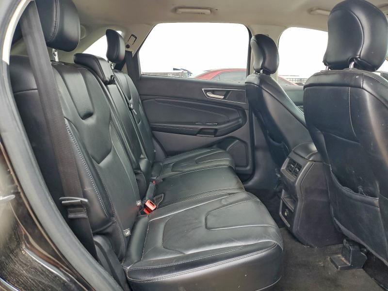 Фото 11 - FORD EDGE