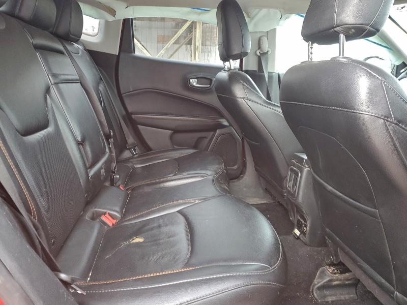 Фото 11 - JEEP COMPASS