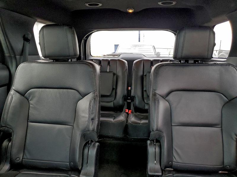 Фото 10 - FORD EXPLORER