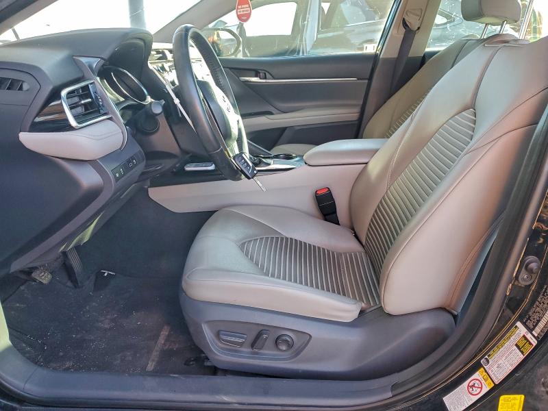 Фото 7 - TOYOTA CAMRY