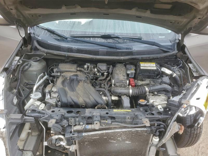 Фото 11 - NISSAN VERSA