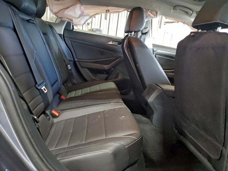 Фото 10 - VOLKSWAGEN JETTA