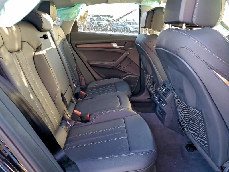 Фото 11 - AUDI Q5