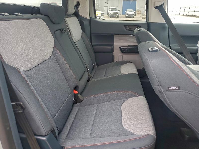 Фото 10 - FORD MAVERICK