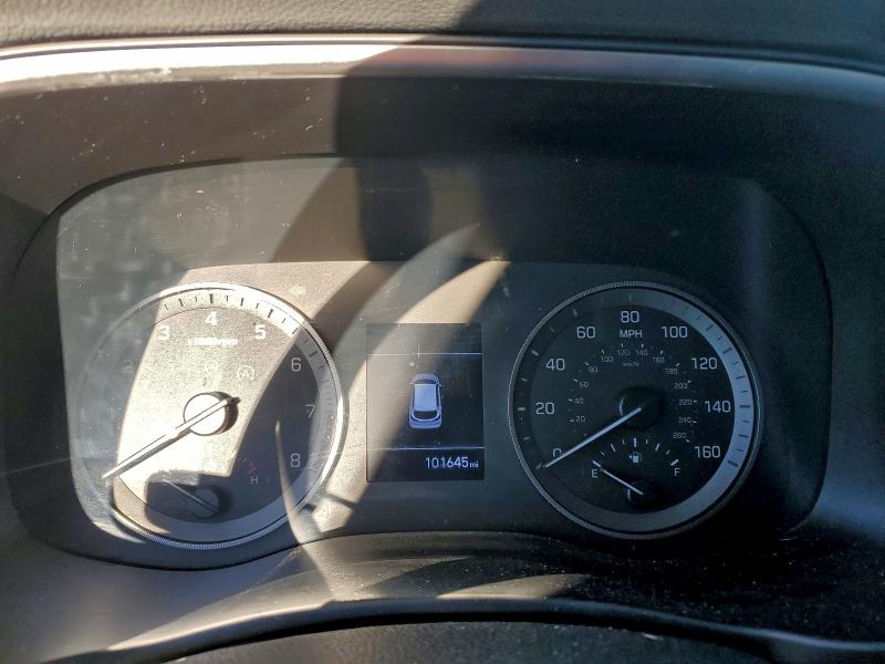 Фото 9 - HYUNDAI TUCSON