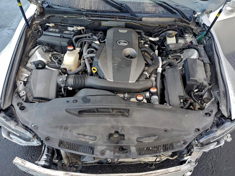 Фото 11 - LEXUS IS