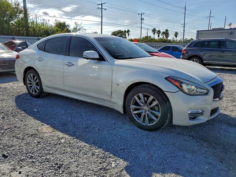 Фото 4 - INFINITI Q70