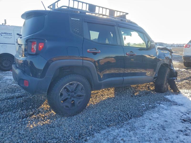 Фото 3 - JEEP RENEGADE
