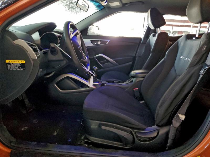 Фото 7 - HYUNDAI VELOSTER