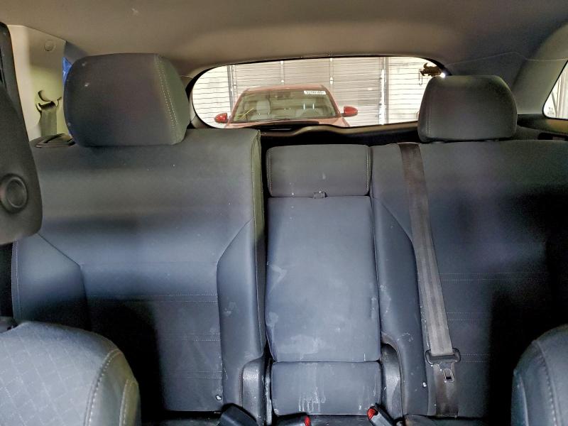 Фото 10 - KIA SORENTO