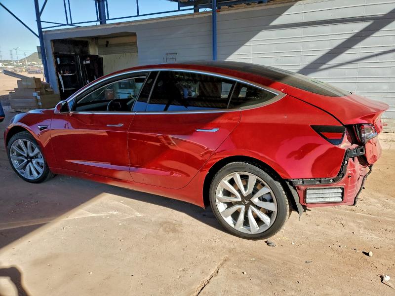 Фото 2 - TESLA MODEL 3