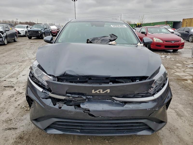 Фото 5 - KIA FORTE