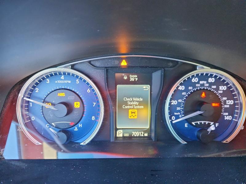 Фото 9 - TOYOTA CAMRY