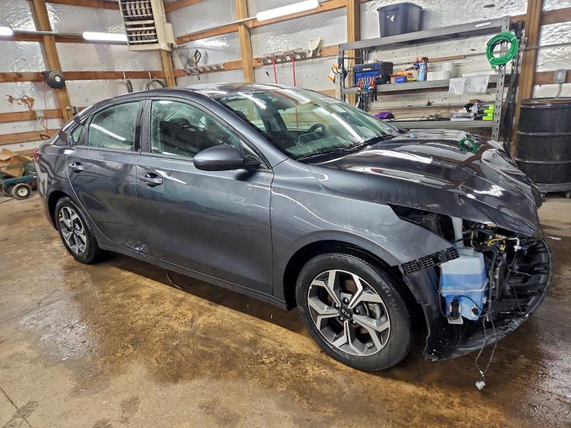 Фото 4 - KIA FORTE