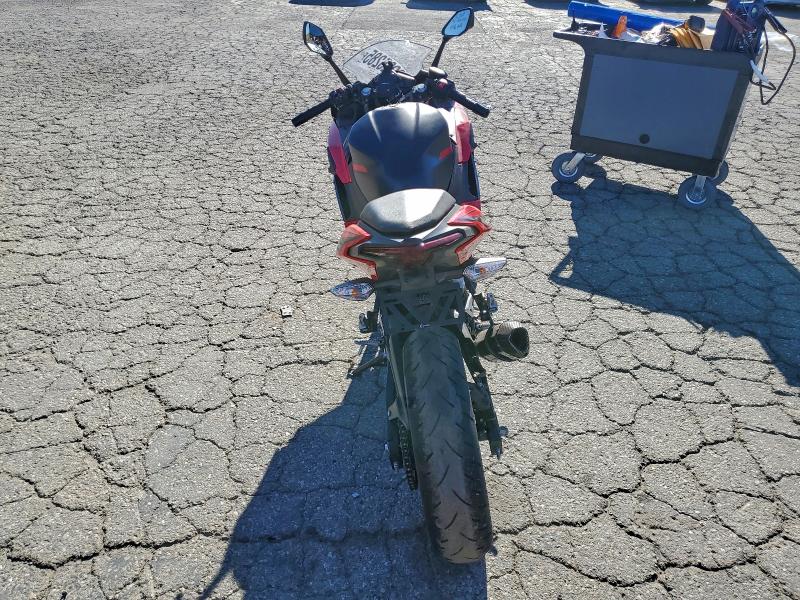 KAWASAKI NINJA 500 2025