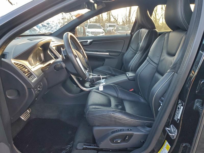 Фото 7 - VOLVO XC60