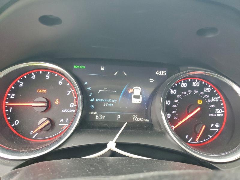 Фото 9 - TOYOTA CAMRY